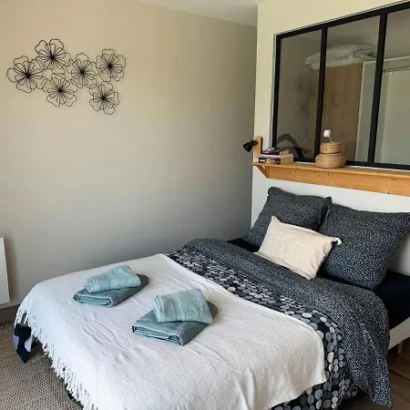 Studio Calme-Parking - Vue Degagee *