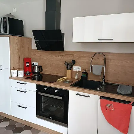 Studio Calme-Parking - Vue Degagee *