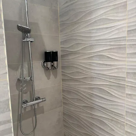 Appt Reposant Entierement Equipe. Διαμέρισμα